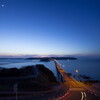 橋を彩る光の軌跡