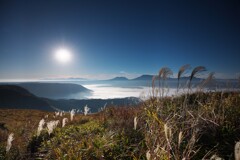 雲海へ誘う風の路