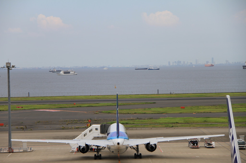 海を見ながらの休息。。。