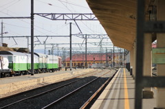 アビラ駅のホームにて