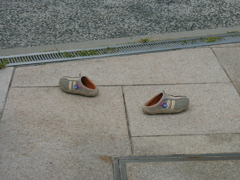 どこへ