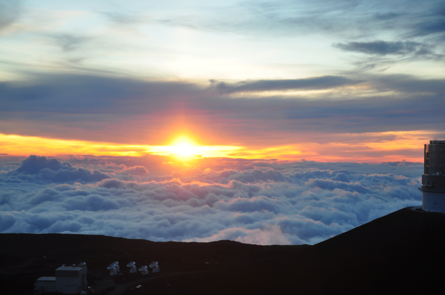 ４２００mの夕日