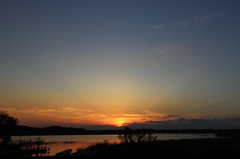 印旛沼・夕景　- 秋の気配を感じながら -