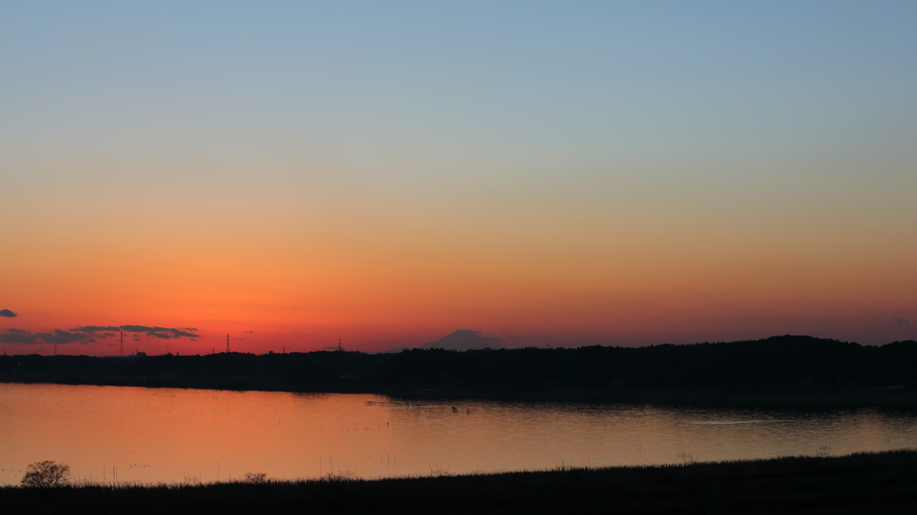 印旛沼・夕景　- 富士のある夕暮れ -