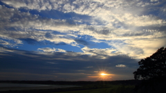 印旛沼・夕景　- 夏の日の夕陽 -