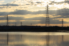 印旛沼・夕景　- 鉄塔群 -