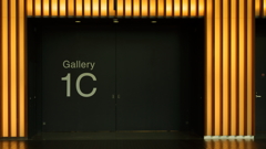 街の情景　- 国立新美術館・Gallery 1C -