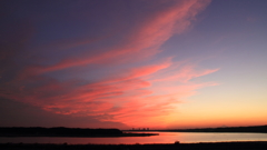 印旛沼・夕景　- 夕焼雲に覆われて -