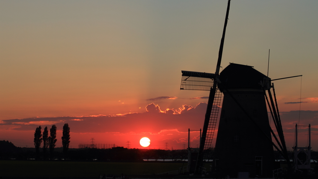 印旛沼・風車　- 夕陽のクライマックス -