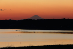 印旛沼・夕景　- 冬茜の趣 -