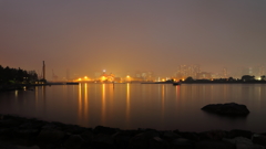 街の情景　- 煙る埠頭の灯り -