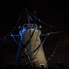 印旛沼・風車　- ライトアップの復活 -