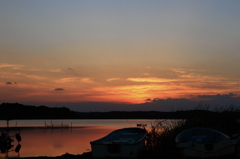 印旛沼・夕景　- 船着場の夕焼け -