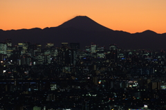街の情景　- 富士の裾野の街明り -