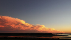 印旛沼・夕景　- 迫りくる夕焼雲 -