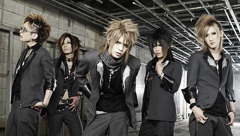 vistlip+alone