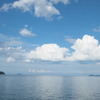 夏の海と雲