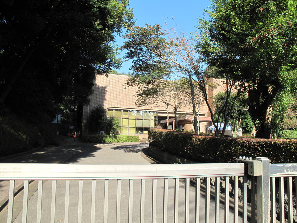 ○○鳥類研究所