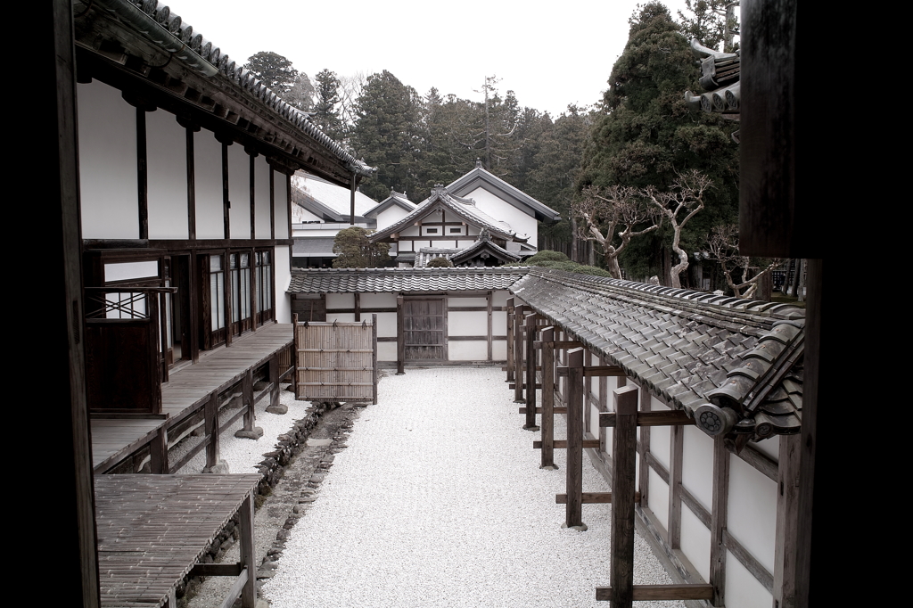 ２０１４．３．２６瑞巌寺 中庭