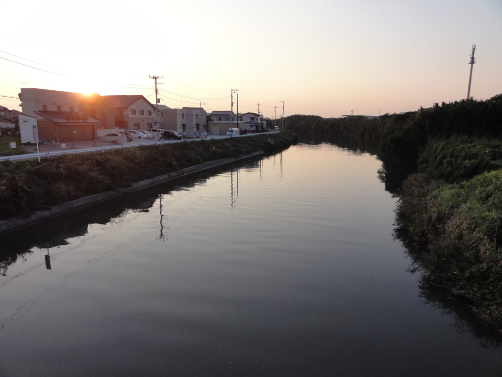 平成橋から