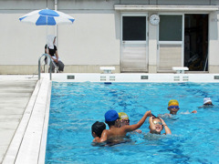 小学校　プール開放