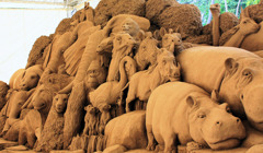 砂の彫刻ー悠久の大地・アフリカー