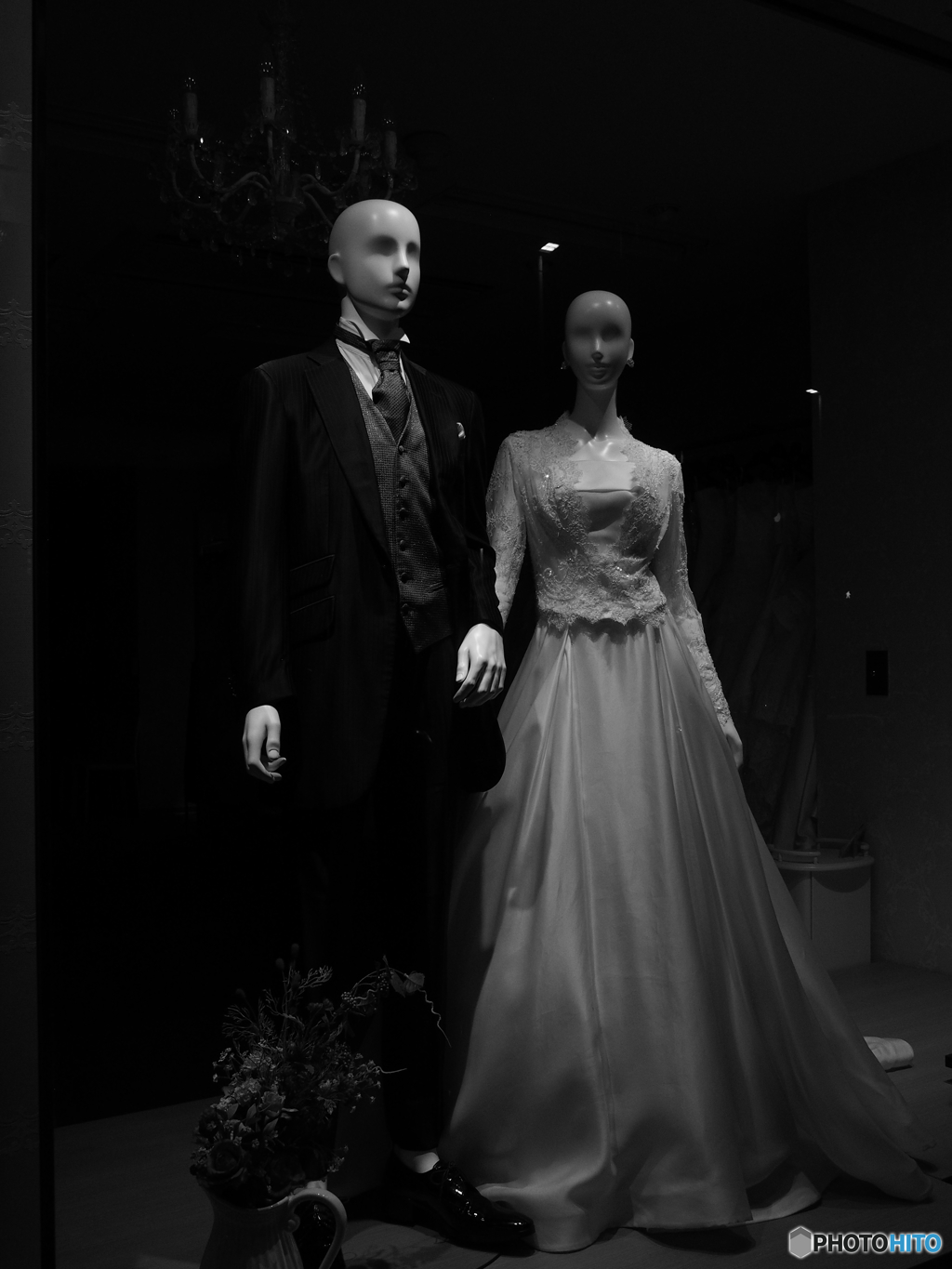 Wedding to showwindow.