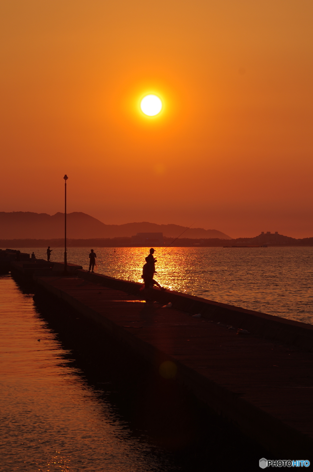 波止の夕暮れ①