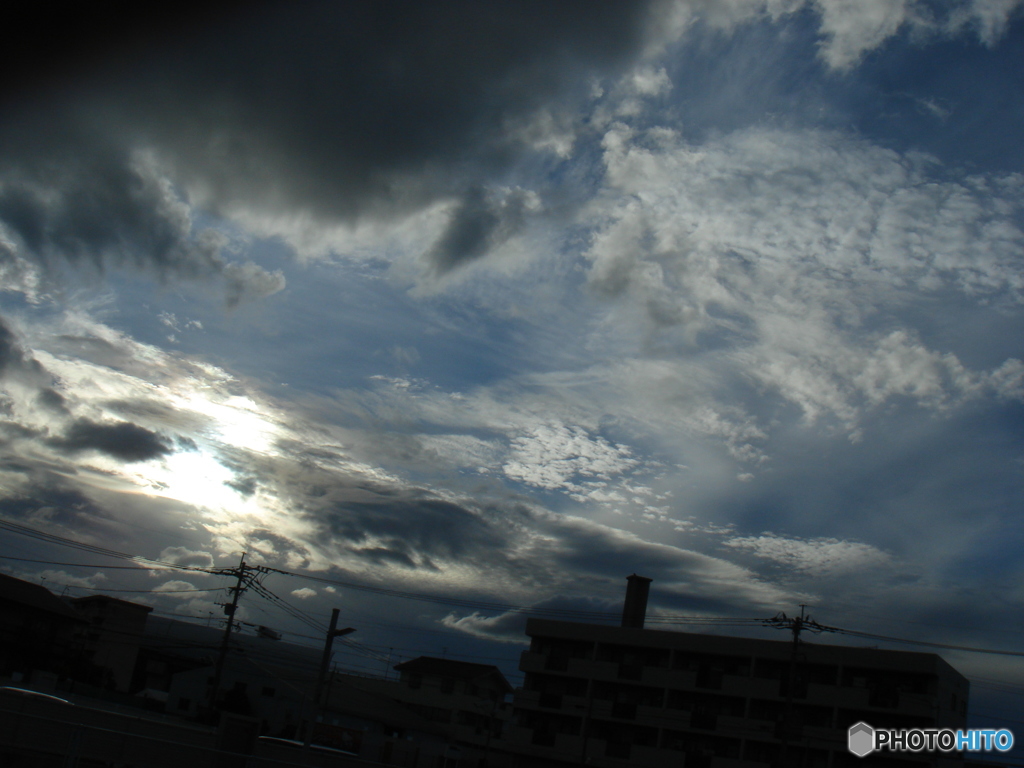 雨雲晴れて