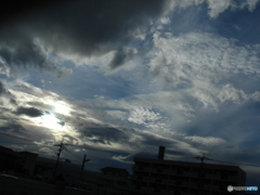雨雲晴れて