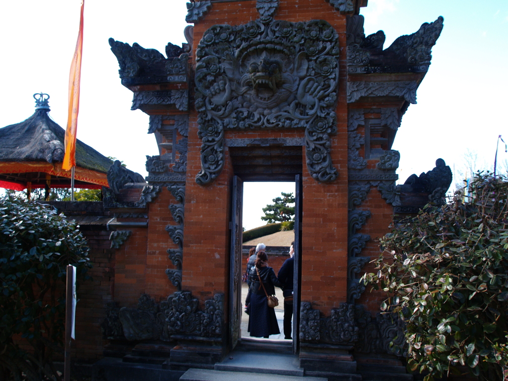 バリ島寺院の門