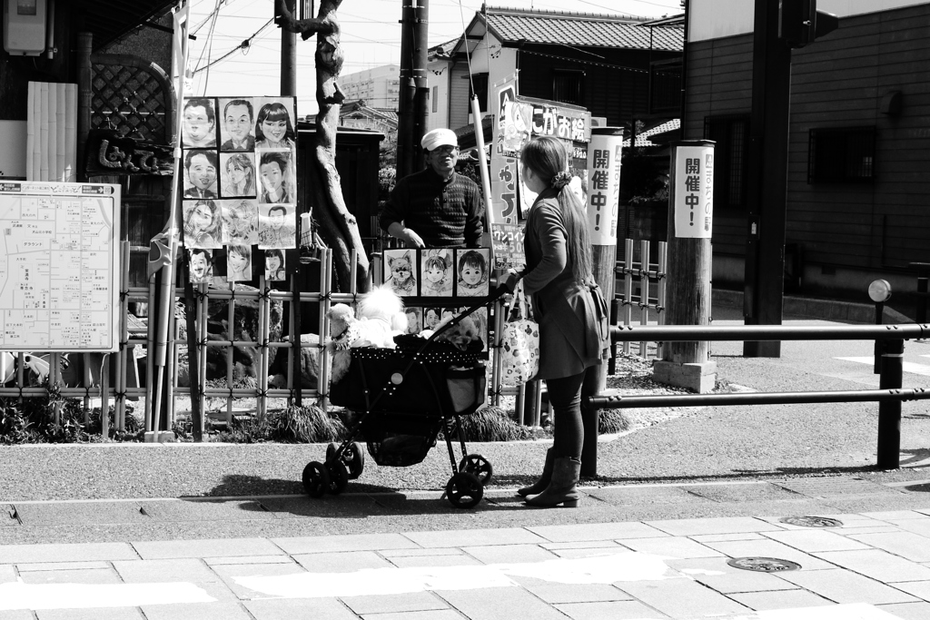 犬山城下町　立ち話