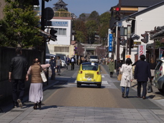 スバル360走る城下町