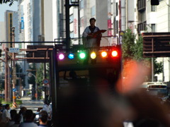 都市の祭り車