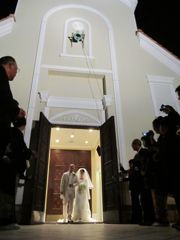 夜の結婚式