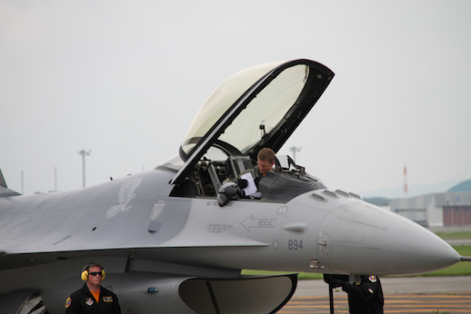 F-16 demo flight デモフライト完遂！ 千歳航空際