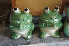 カエルの置物