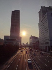 都会の夕日