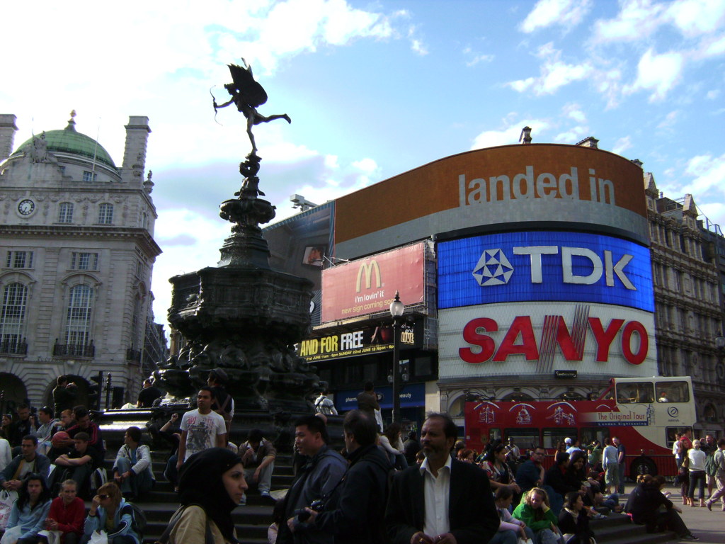 Piccadilly Circus, UK