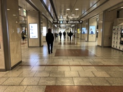 ガラガラの名古屋駅