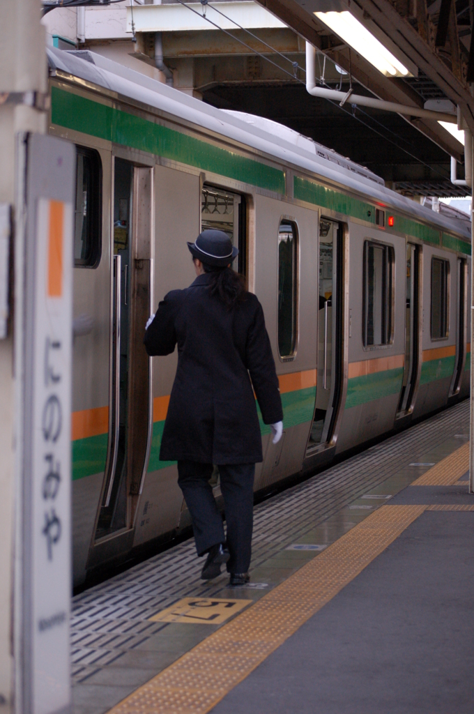 女の車掌さん