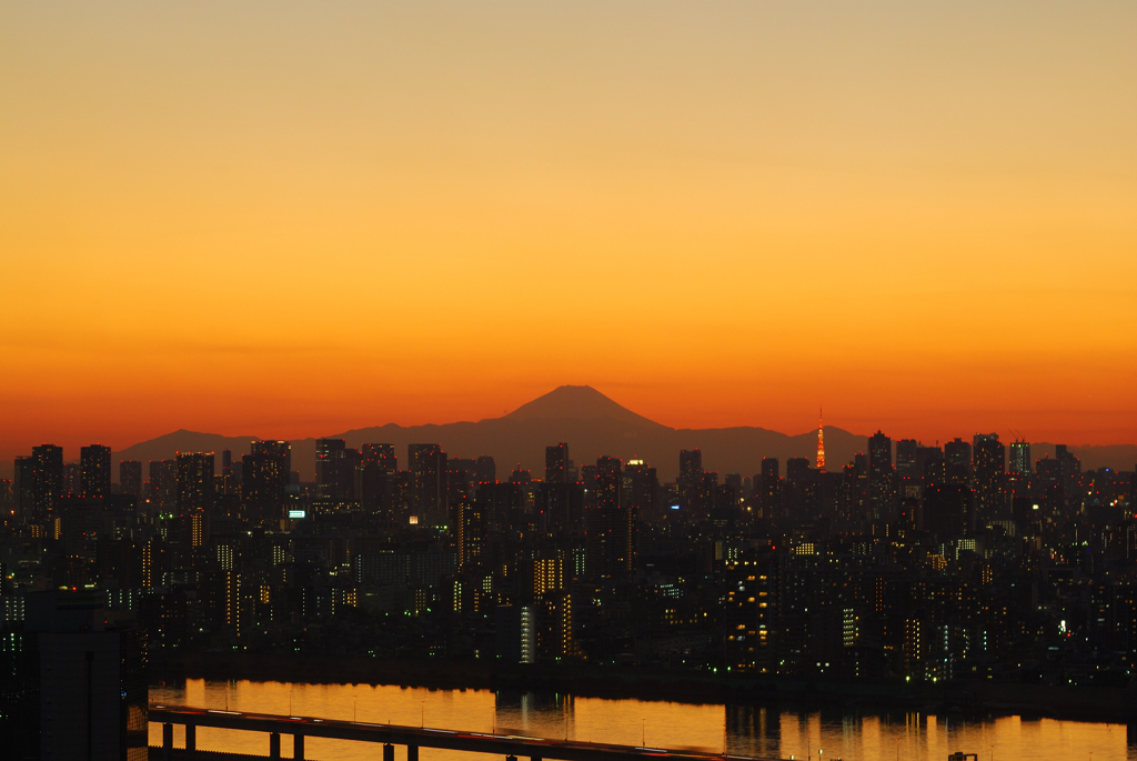 Twilight Tokyo