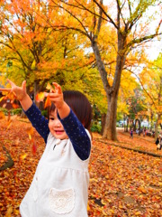 落ち葉遊び♪