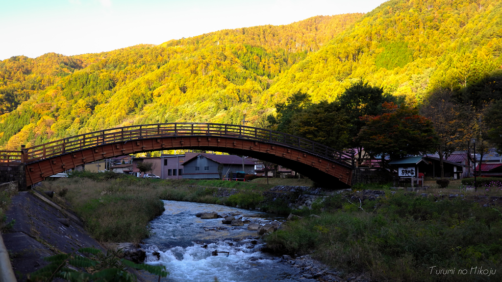 山を観ながら橋を渡れば・・・