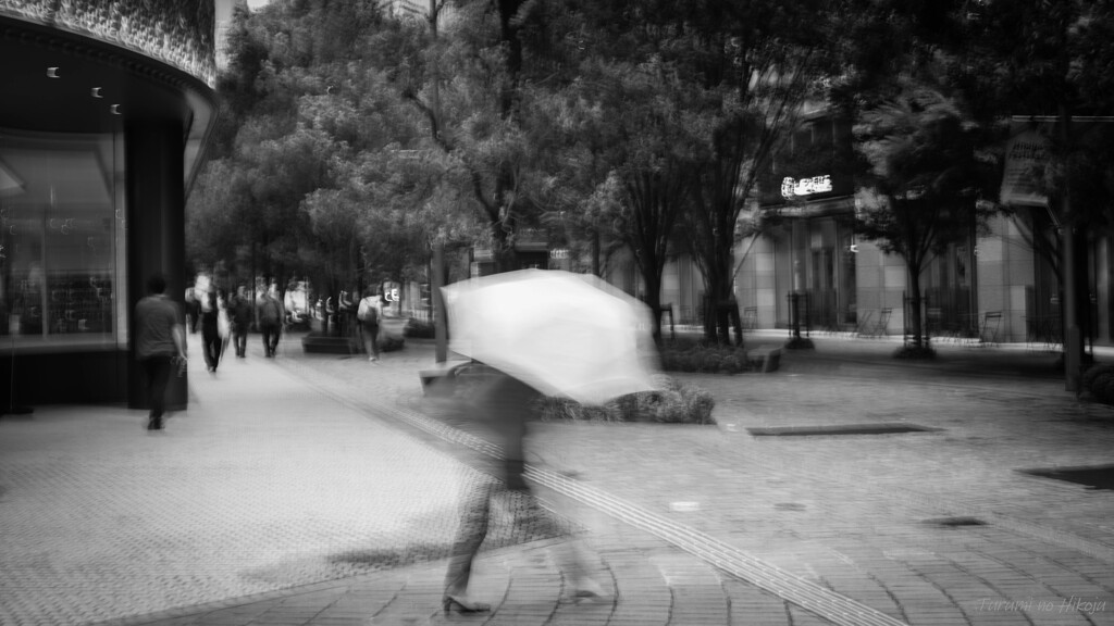 雨の街角
