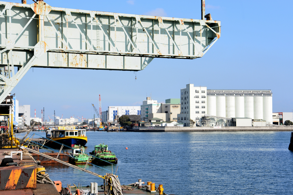 ＹＯＫＯＨＡＭＡ の端っこ
