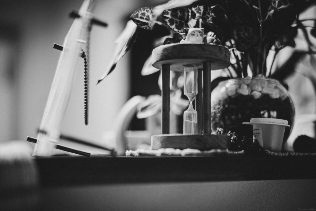 時は止まったまま