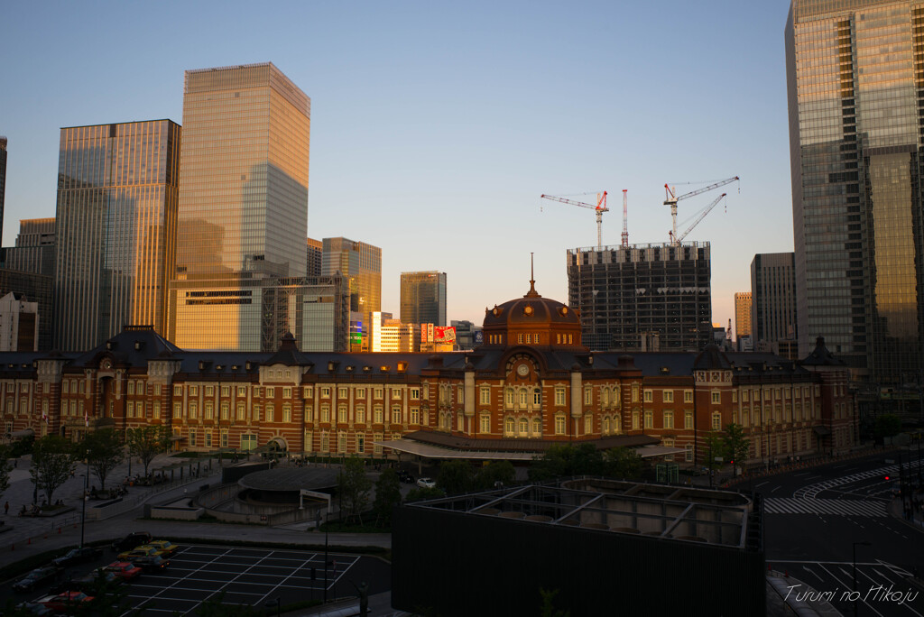 夕焼け小焼け　東京駅