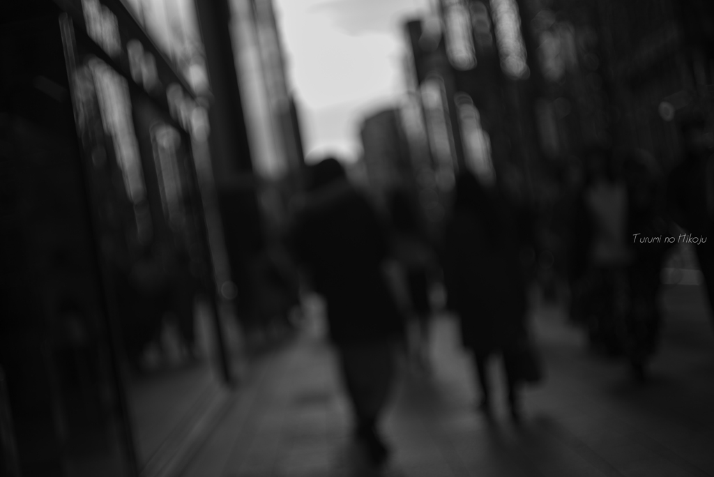右肩下がり？