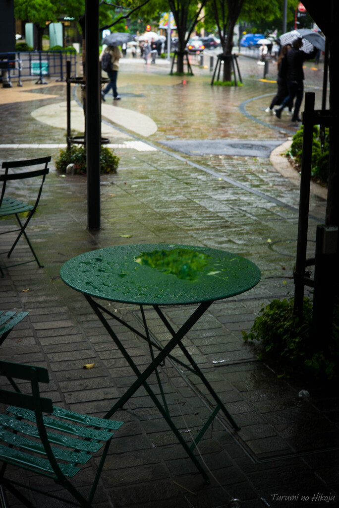 雨の街角